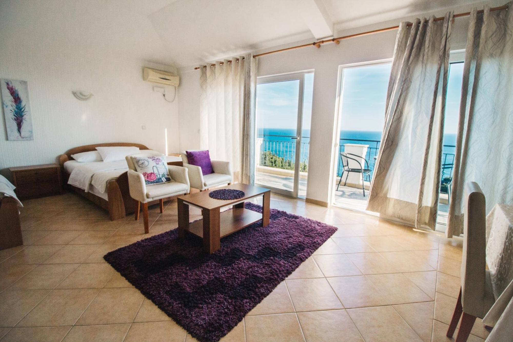 Apartments Hollaj Ulcinj Exterior photo